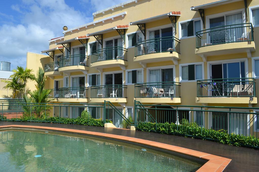 Il Palazzo Holiday Apartments Cairns Exteriör bild