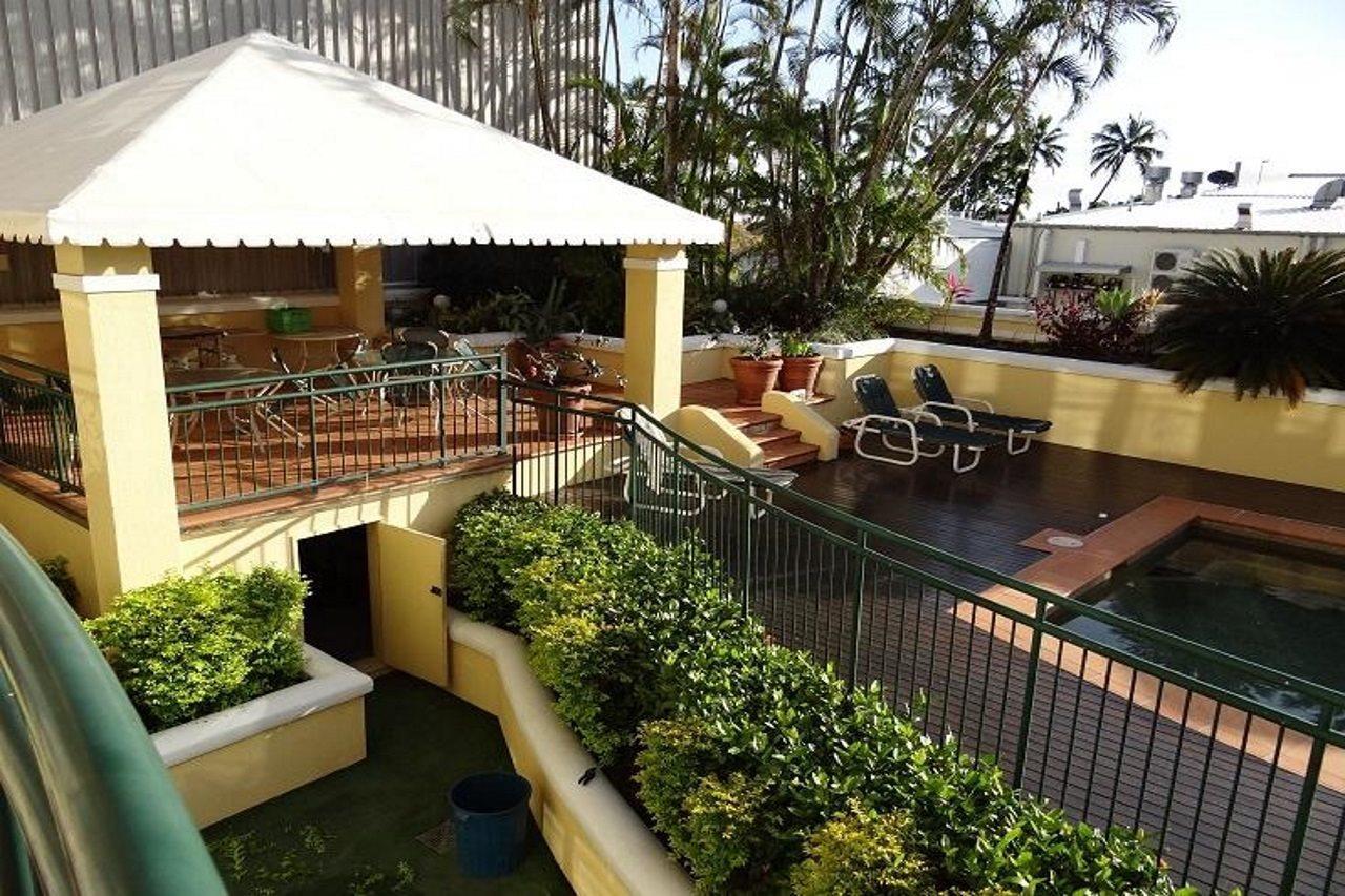 Il Palazzo Holiday Apartments Cairns Exteriör bild